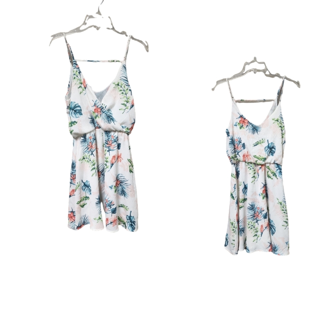 NWOT LUSH Floral Print Strapped Sundress Size XS